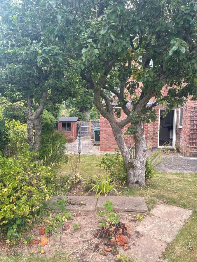 5 Bed House, 32 Tutbury Avenue, Cannon Park, Coventry, Cv4 7Bj Villa Luaran gambar