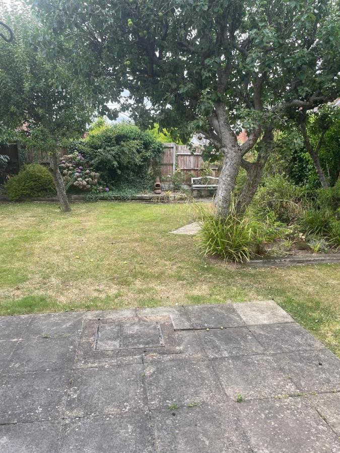 5 Bed House, 32 Tutbury Avenue, Cannon Park, Coventry, Cv4 7Bj Villa Luaran gambar